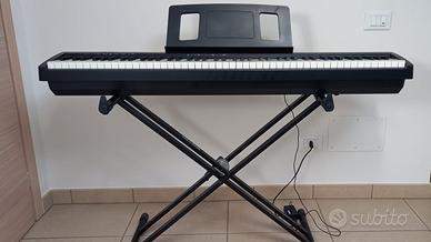 Roland FP-10 pianoforte elettrico