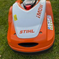 Robot rasaerba Stihl RMI 422