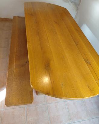 tavolo in legno massiccio più  2 panche