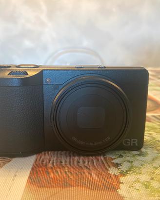 Ricoh GR IV 4