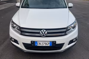 Volkswagen Tiguan 2.0 TDI 140CV 4MOTION DSG Sport 