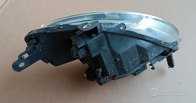 Faro anteriore destro Fiat 500L