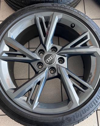 Cerchi in lega 18 originali Audi A3 8y con gomme