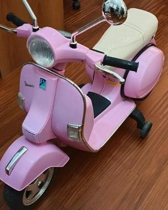vespa rosa € 75 elettrica