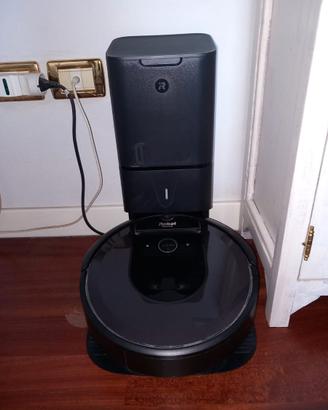 iRobot Roomba i7+ con Base di Svuotamento