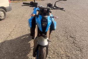 Suzuki GSX-8S
