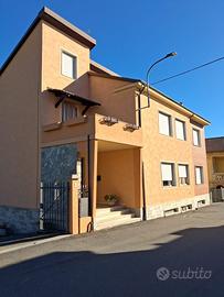 Casa libera su 4 lati