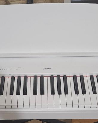 Pianoforte dig Yamaha P-225 con cavalletto e borsa