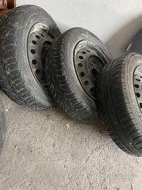 Ruote complete in ottime  solo da pulire