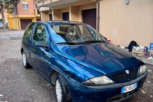 lancia Y con motore nuovo 