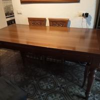 Tavolo in legno massello