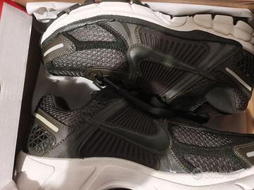 nike vomero 5