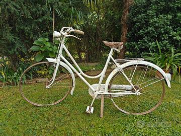 Bicicletta vintage da donna