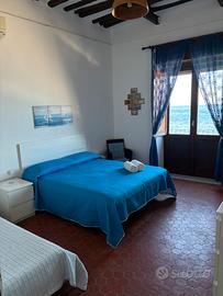 Lipari fronte mare graziose casa vacanze