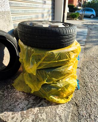Pneumatici 155/65 R14 75T