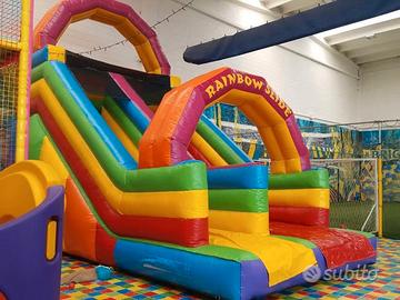 Scivolo Gonfiabile per bambini - giochi gonfiabili