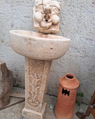 fontana con mascherone 