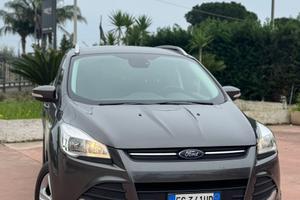 Ford kuga restayling