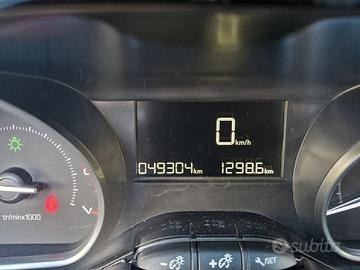 Peugeot 2008 1.2 49000KM Pari Al Nuovo 12/2019