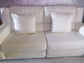 Divano chateau d’ax anno 2020