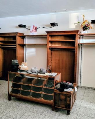 ARMADI E ACCESSORI