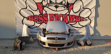 FIAT BRAVO MUSO COFANO FANALI PARAFANGHI PARAURTI