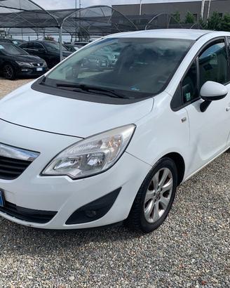 OPEL Meriva 1.3 CDTI 95CV ecoFLEX Cosmo
