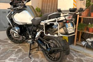 Bmw R1200 gs adventure Full