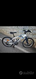Bicicletta Rockrider st 120 20"