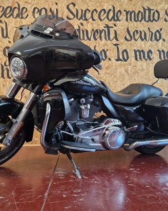 Harley Davidson FLHXS Street Glide Special 107″