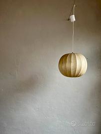 Lampada Cocoon di Achille Castiglioni, anni 70