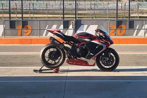 MV F3 civ SS 800 pista