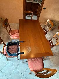 Tavolo con 6 sedie