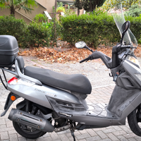 Kymco Dink 200