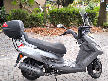 Kymco Dink 200