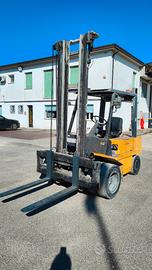 Carrello elevatore om di 40 c diesel