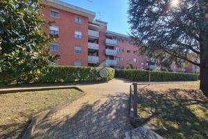 4 LOCALI A GASSINO TORINESE