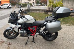 moto BMW r1200rs touring
