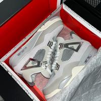 jordan 4 frozen moments