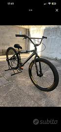 wheelie bike C2 low Collective Bikes