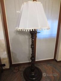 piantana lampada da terra antica