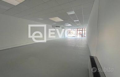 Locale commerciale - Gemona del Friuli