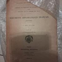 Libro antico di Documenti diplomatici francesi 