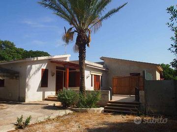 Villa di 300mq circa con 1500mq di terreno