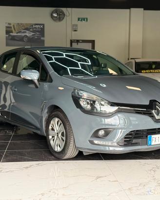 Renault Clio dCi 8V 90 CV 5 porte Moschino Intens