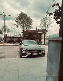 Mercedes E 220