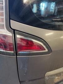 Fanale post sx int RENAULT SCENIC del 2013