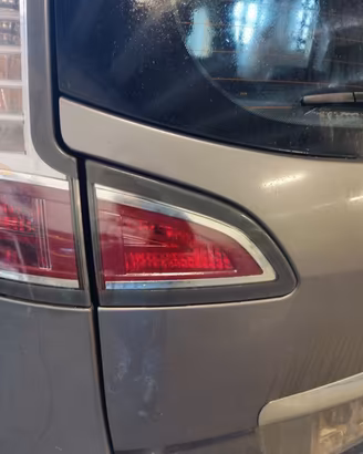 Fanale post sx int RENAULT SCENIC del 2013