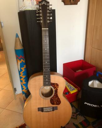 Chitarra 12 corde Guild