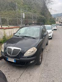 Lancia ypsilon 2005